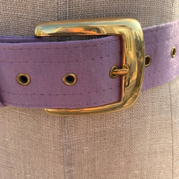 Vintage 80s 90s Lavender Purple Fabric Gold Toned Buckle Retro Waist Belt - Picture 2 of 13